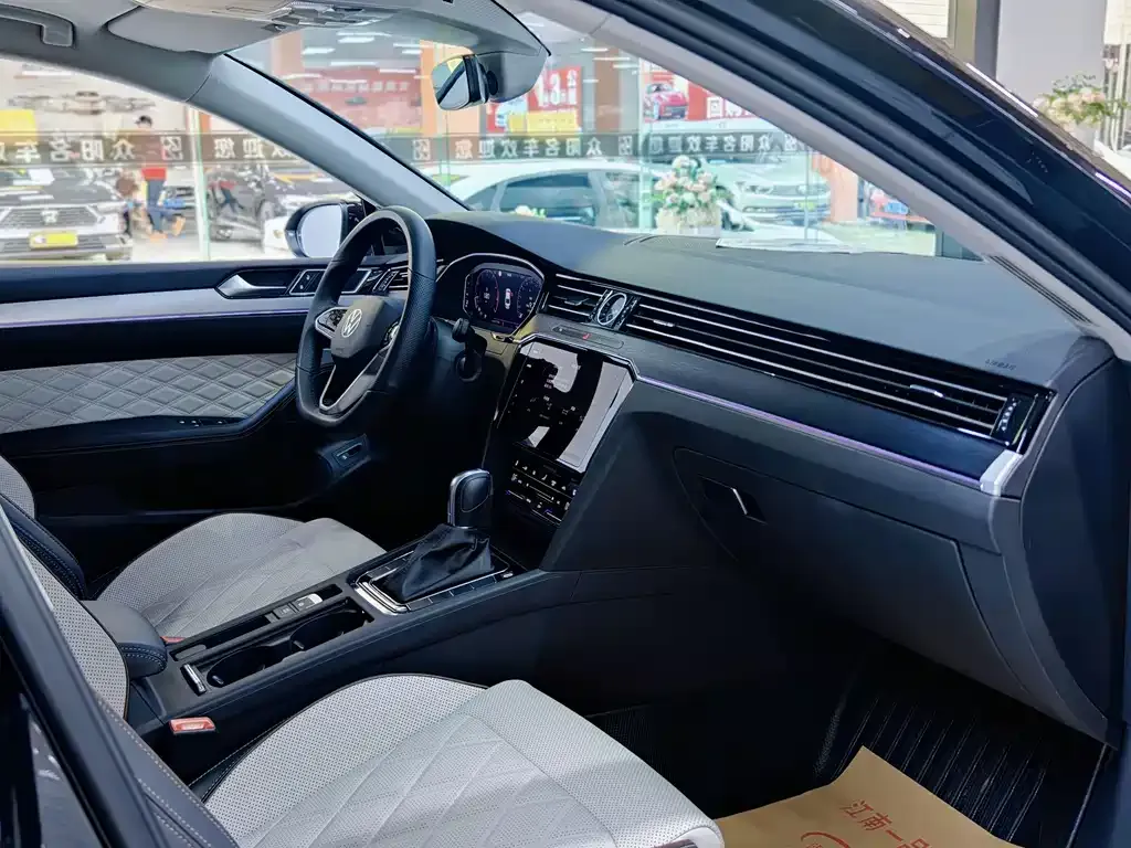 Volkswagen Magotan 2025 из CN, фото 4