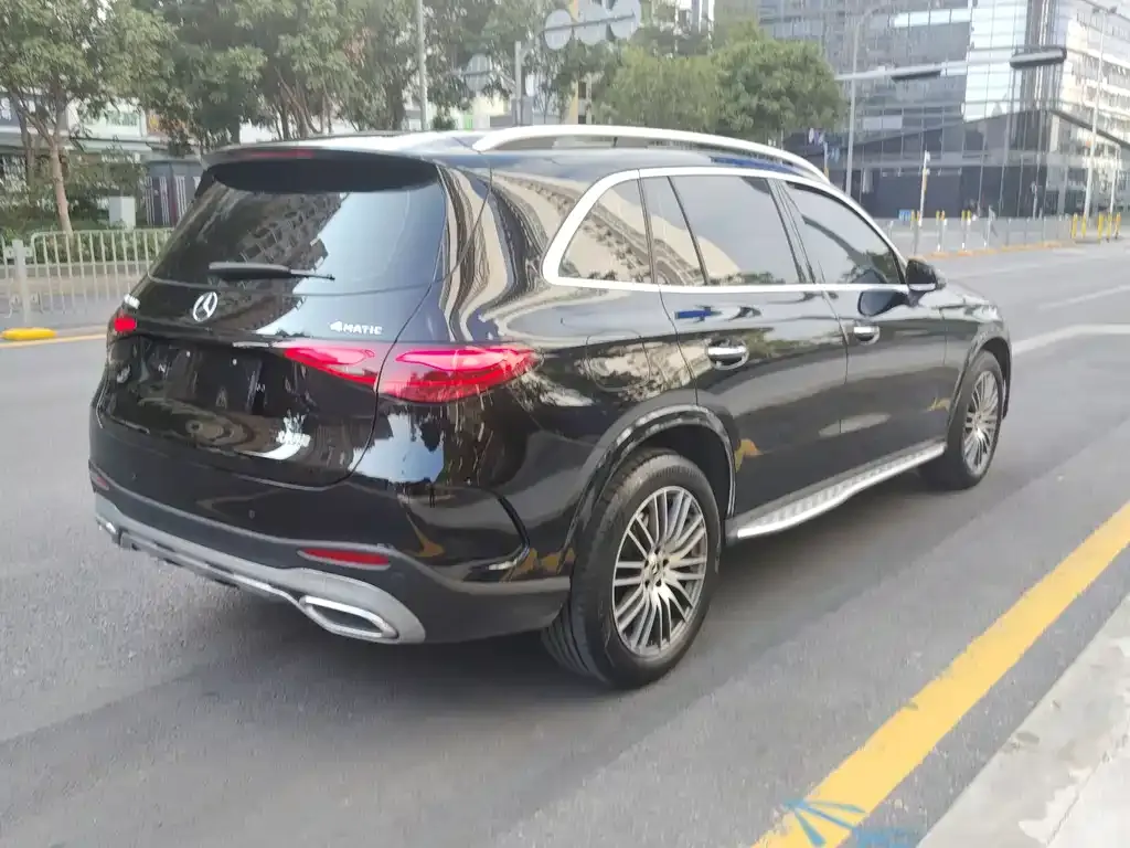Mercedes-Benz GLC 2023 из CN, фото 2