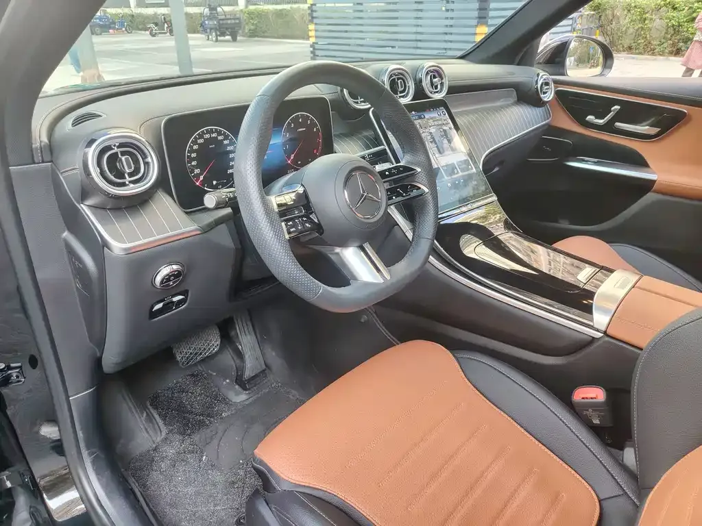 Mercedes-Benz GLC 2023 из CN, фото 4