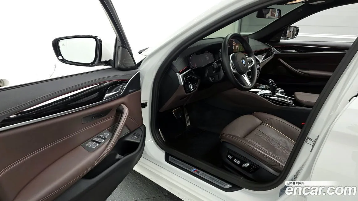 BMW 5-Series 2023 из KR, фото 6