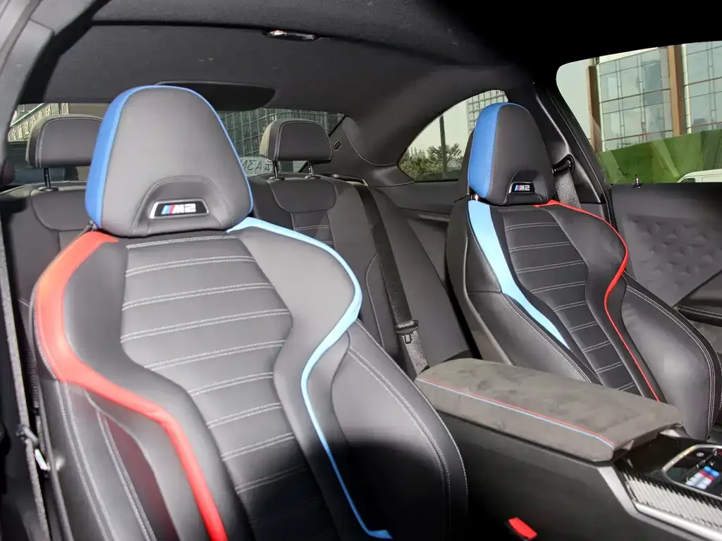 BMW M2 2025 из CN, фото 9