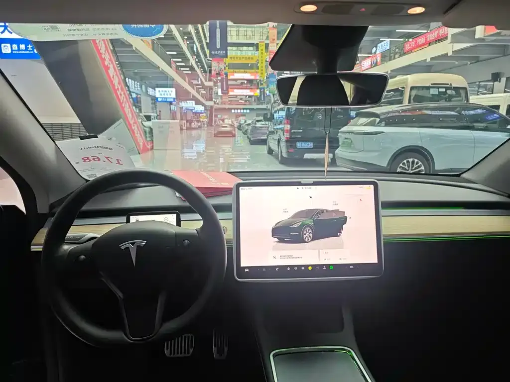 Tesla Model Y 2023 из CN, фото 4
