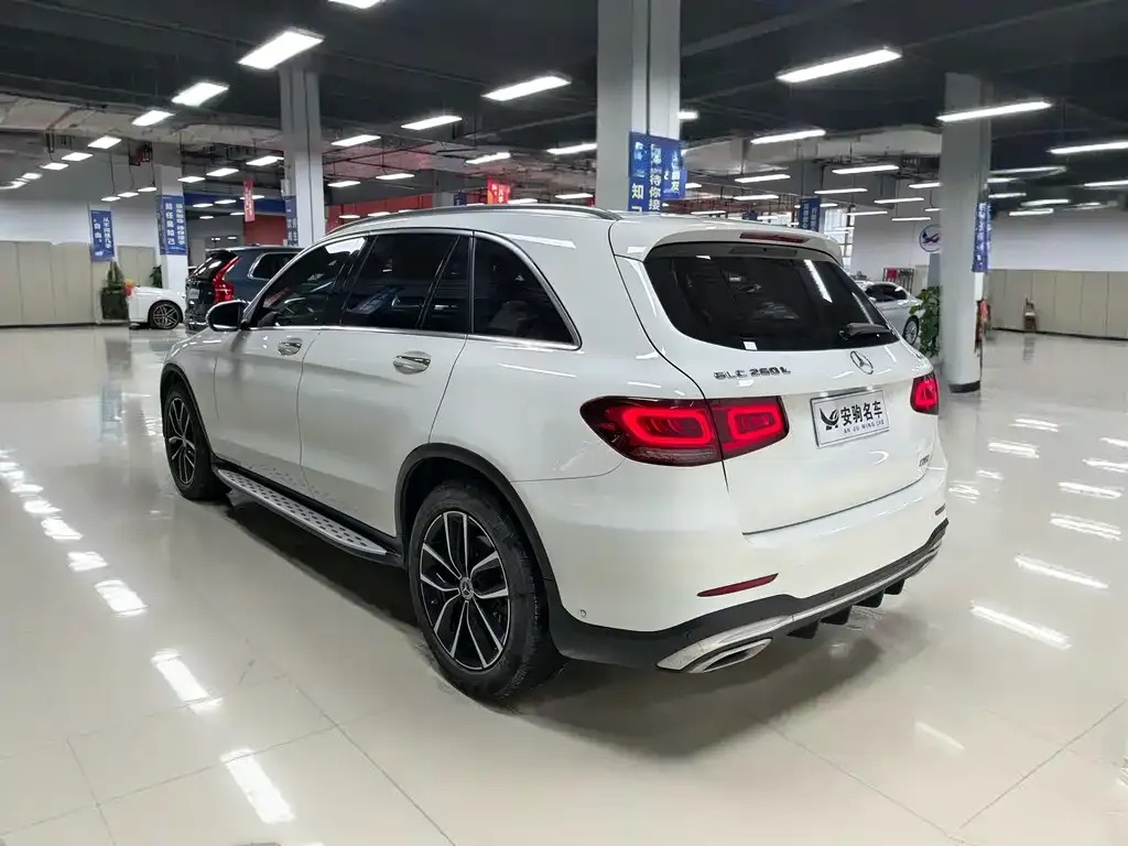 Mercedes-Benz GLC — фото 10