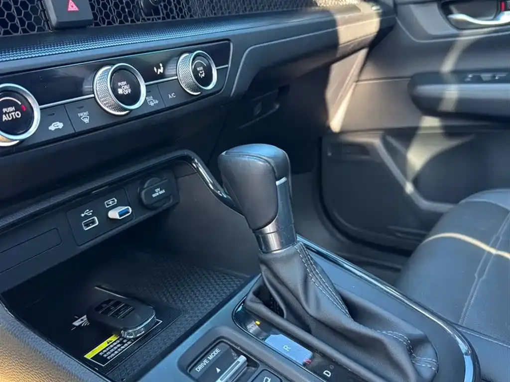 Honda CR-V 2024 из CN, фото 4