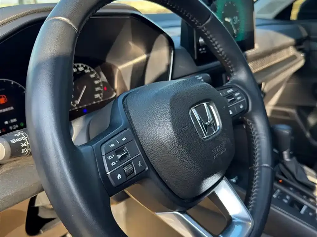 Honda CR-V 2024 из CN, фото 2