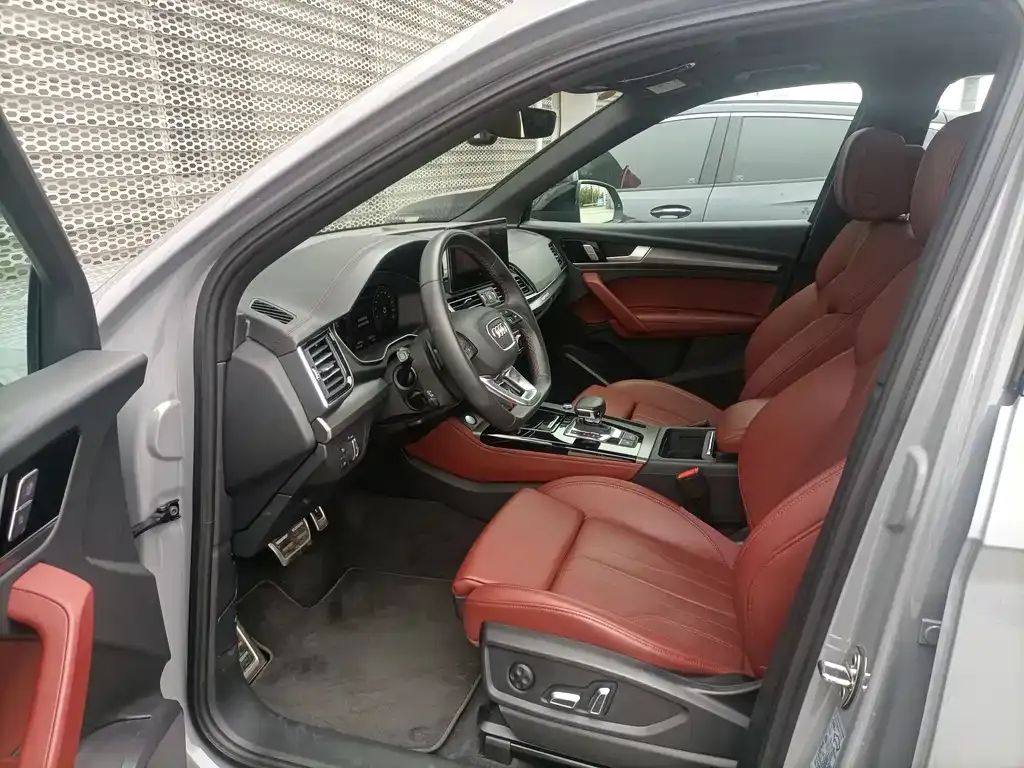 Audi Q5L 2025 из CN, фото 6