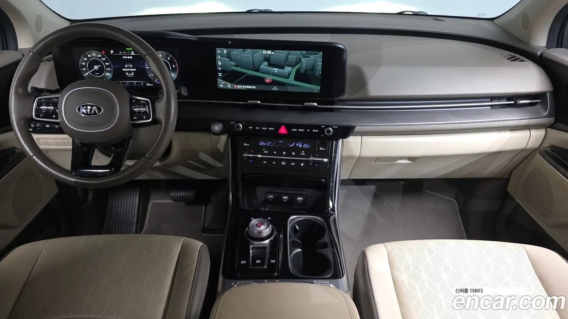 Kia Carnival — фото 10