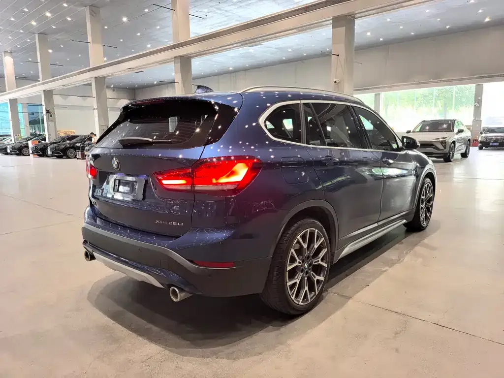 BMW X1 2021 из CN, фото 9