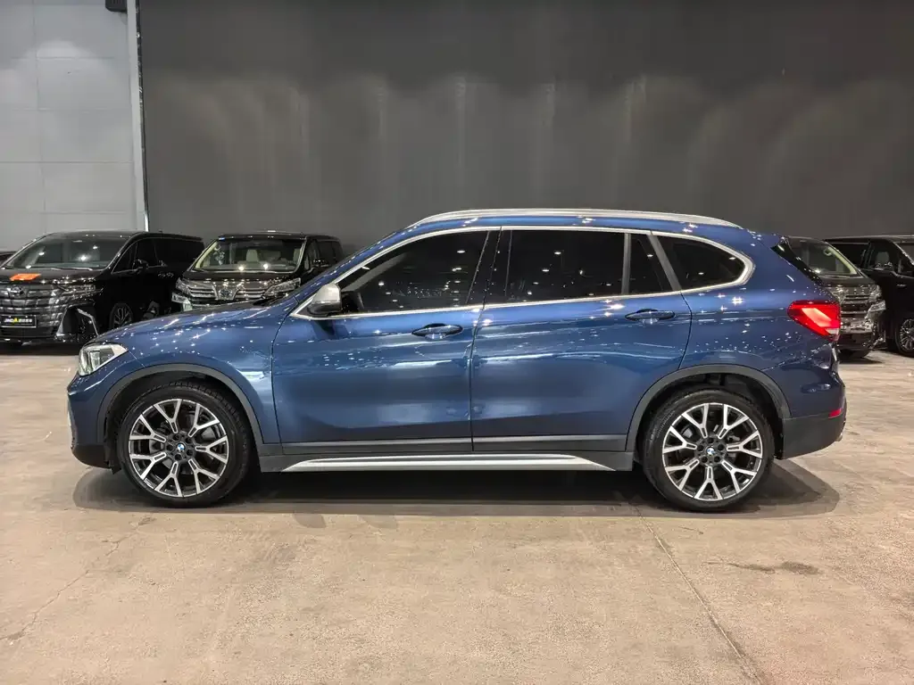 BMW X1 2021 из CN, фото 7