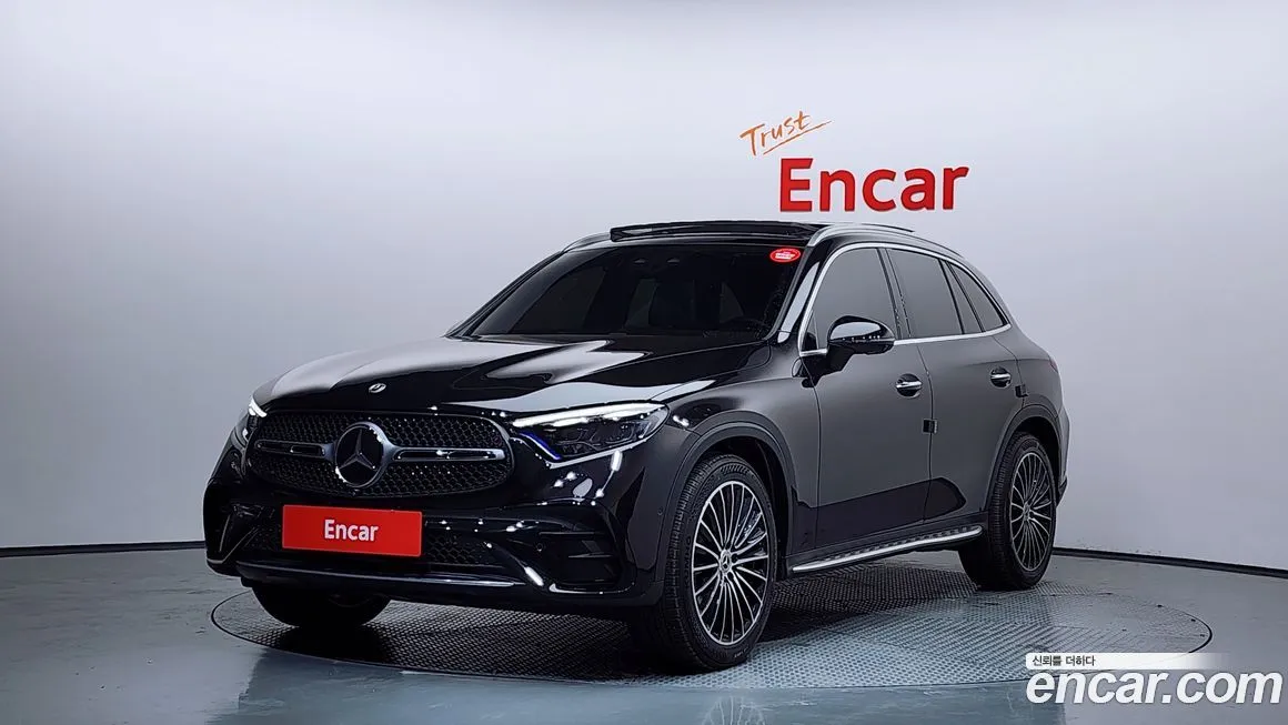 Mercedes-Benz GLC-Class GLC300 4MATIC AMG Line