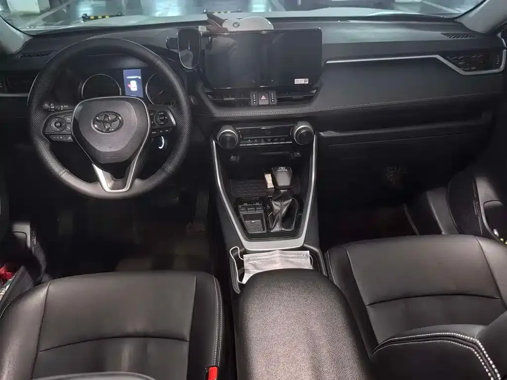 Toyota RAV4 2025 из CN, фото 7