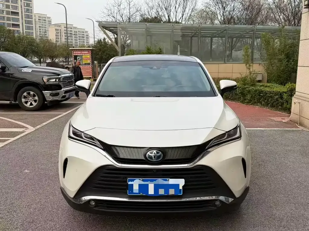 Toyota Harrier — фото 5
