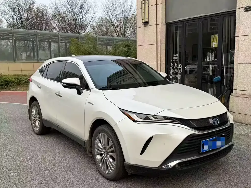 Toyota Harrier — фото 8