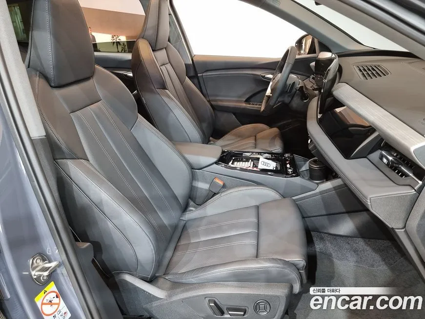 Audi Q6 e-tron 2025 из KR, фото 10