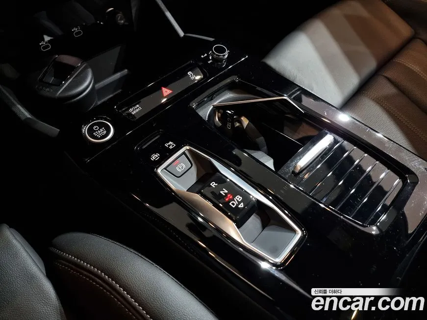 Audi Q6 e-tron 2025 из KR, фото 8