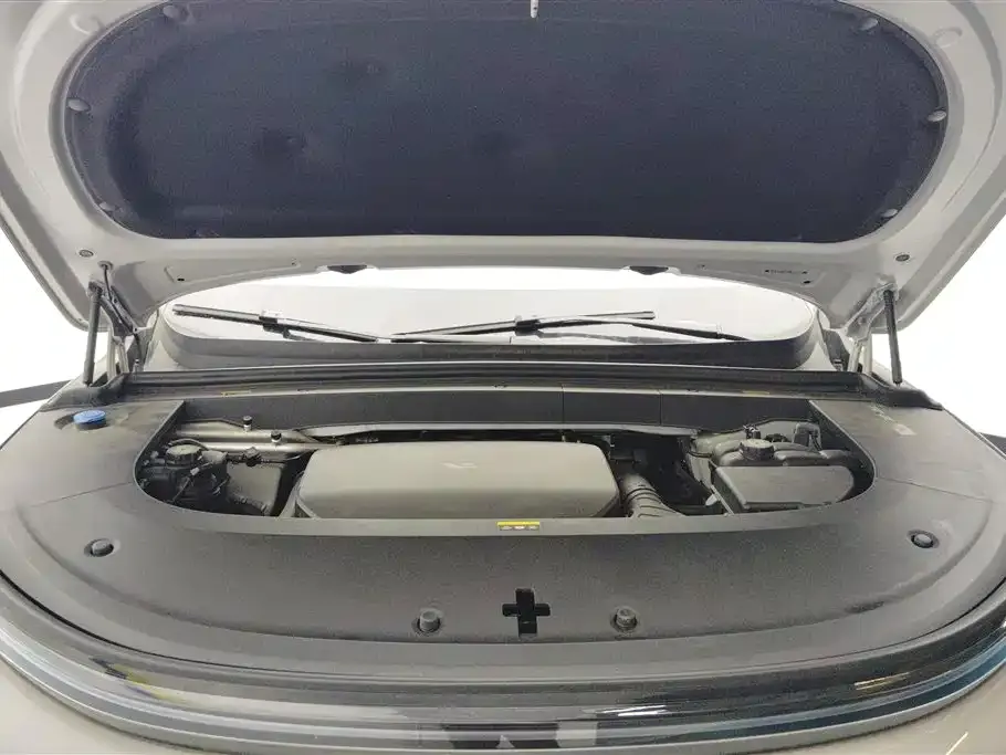 Li Auto L6 2024 из CN, фото 2