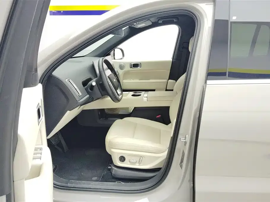 Li Auto L6 2024 из CN, фото 3