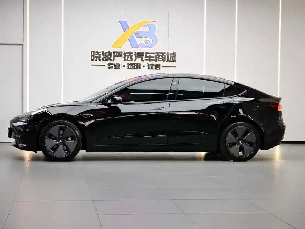 Tesla Model 3 — фото 6