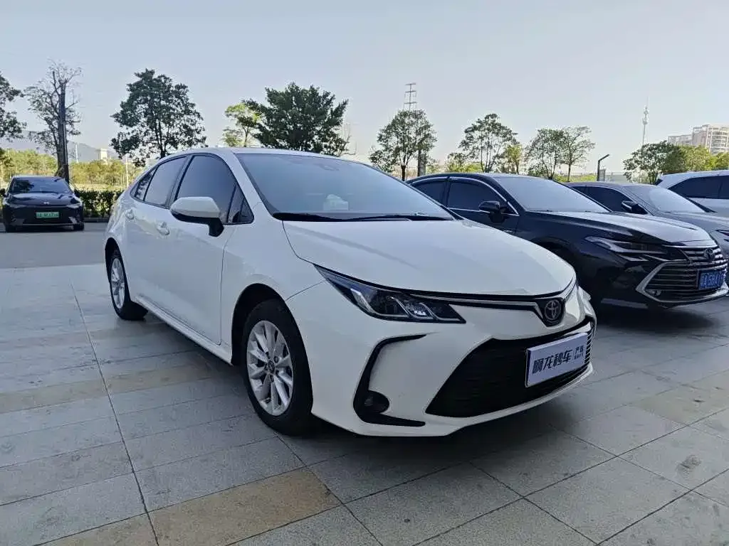 Toyota Corolla 2021 из CN, фото 8