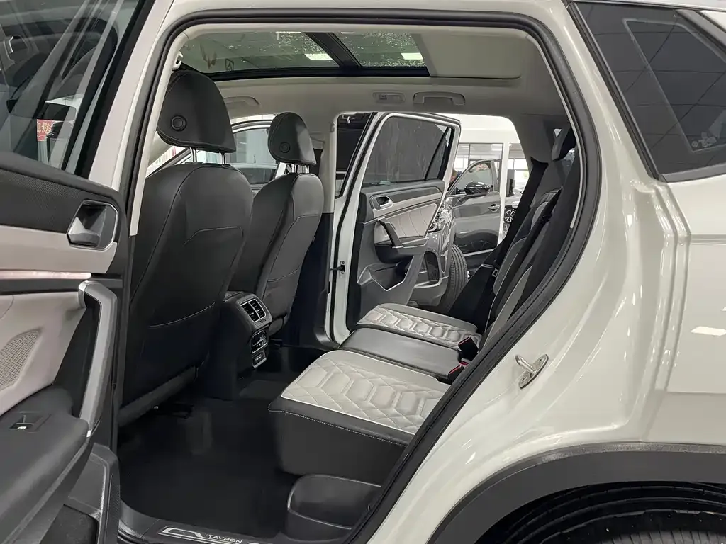Volkswagen Tayron 2023 из CN, фото 6
