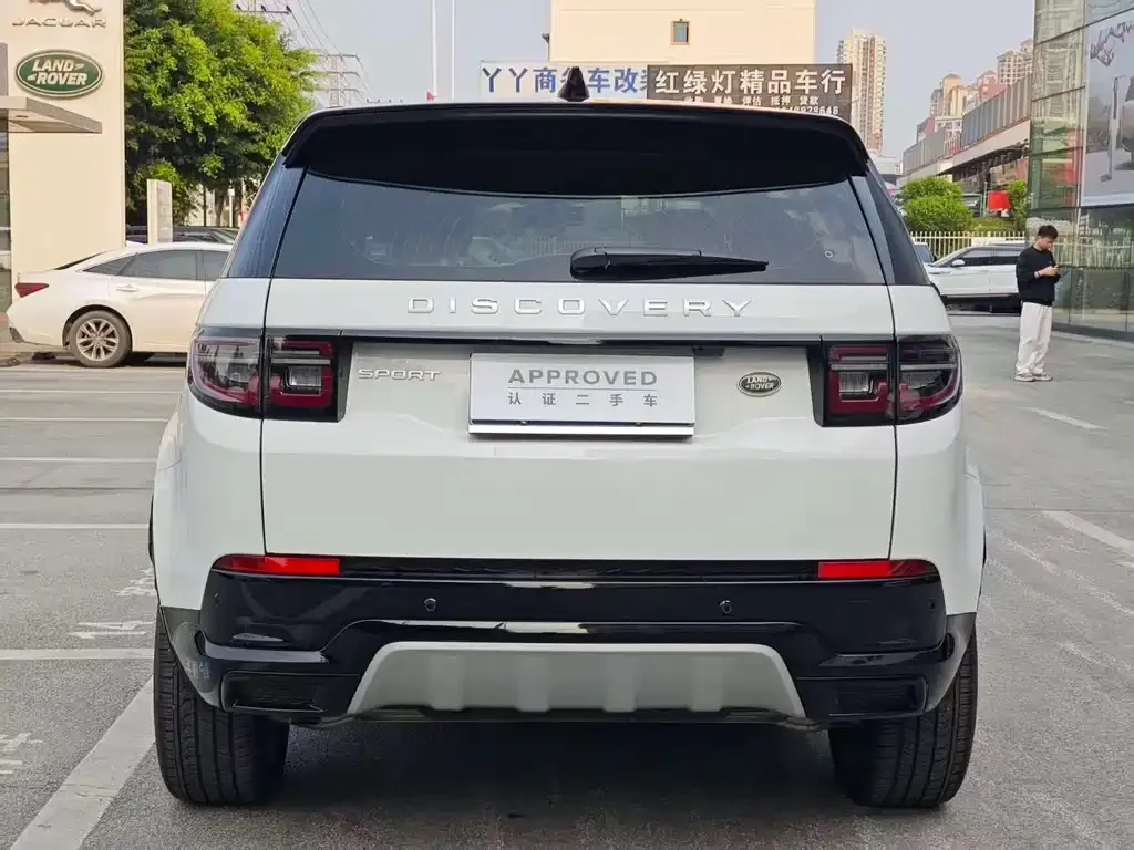 Land Rover Discovery Sport — фото 10