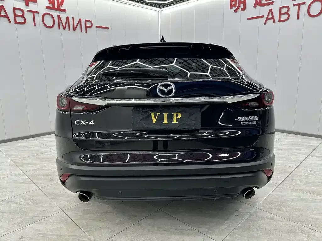 Mazda CX-4 2023 из CN, фото 2