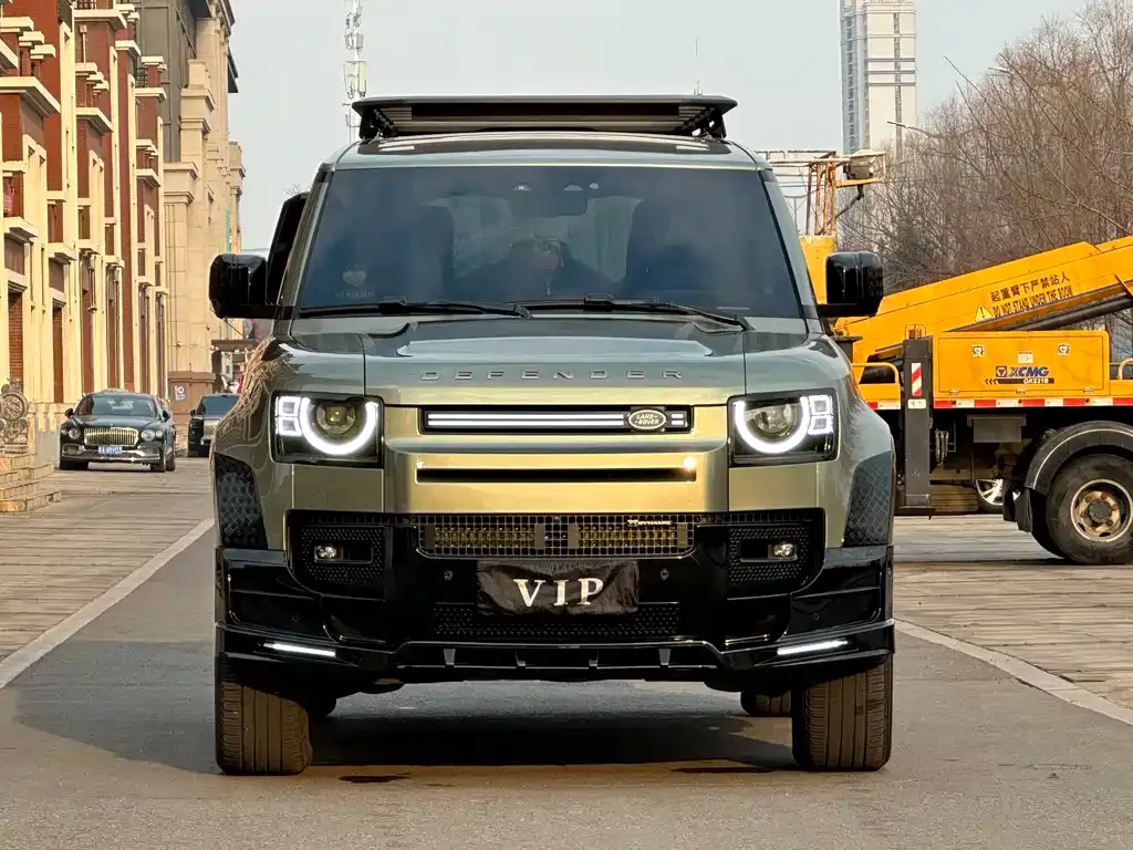 Land Rover Defender — фото 8