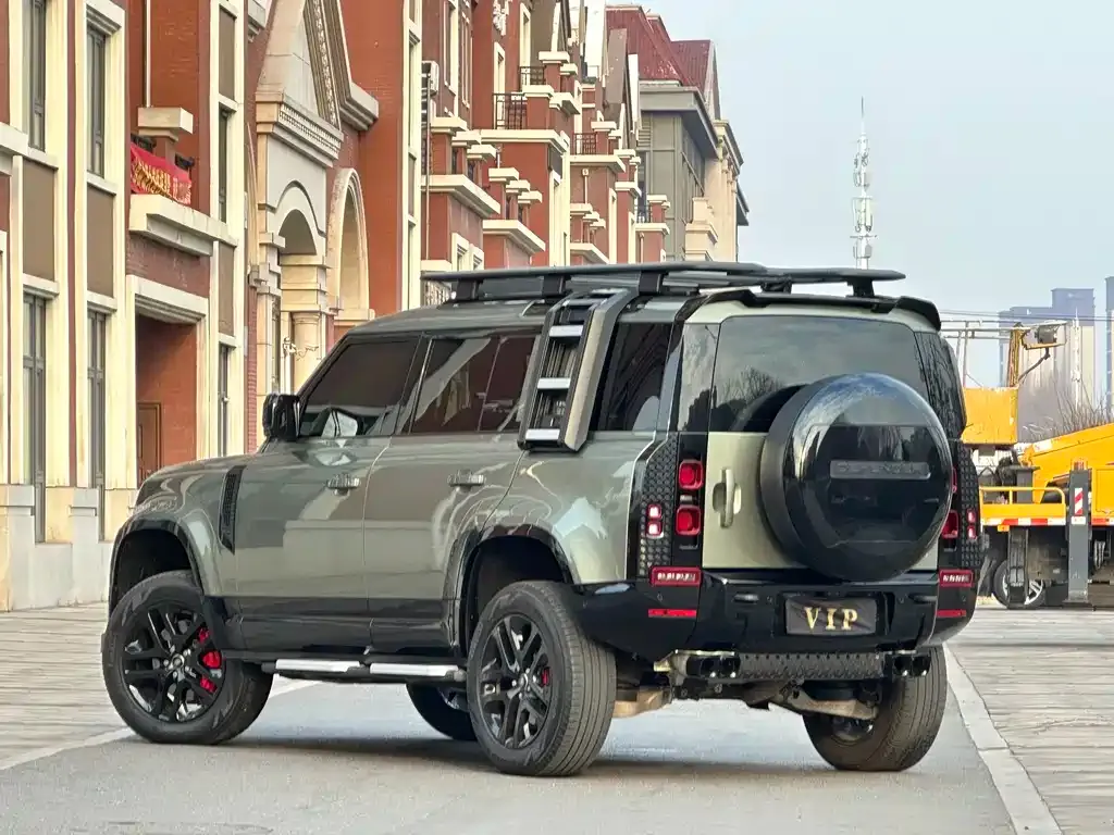 Land Rover Defender — фото 3