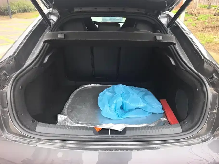 Changan UNI-V 2023 из CN, фото 3
