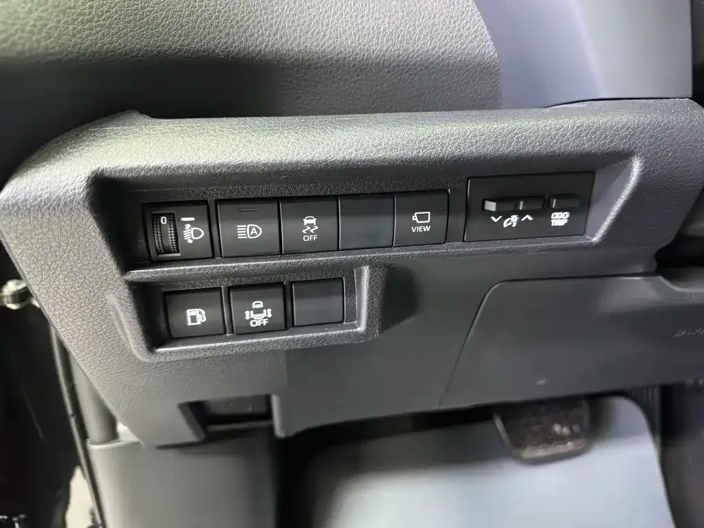 Toyota Granvia 2024 из CN, фото 9
