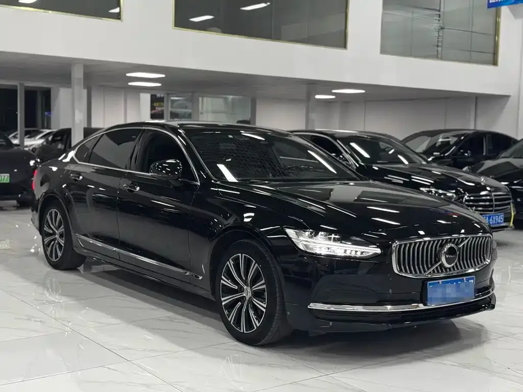 Volvo S90 — фото 7