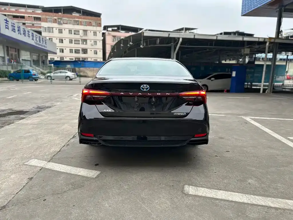 Toyota Avalon 2021 из CN, фото 2