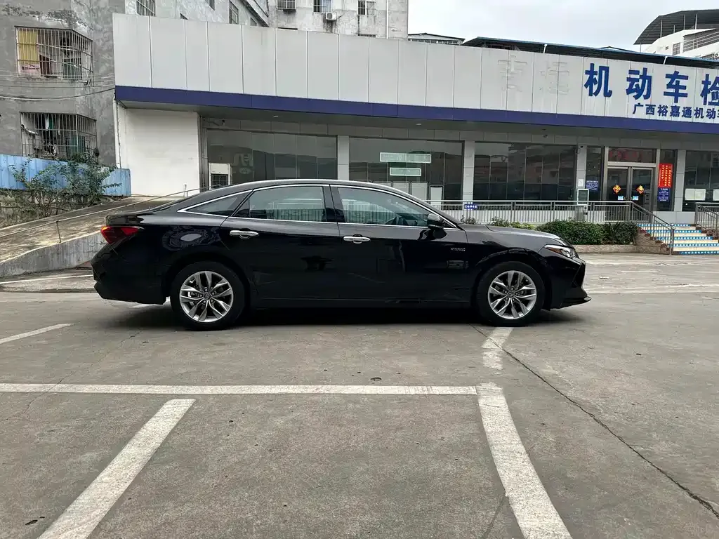 Toyota Avalon 2021 из CN, фото 7