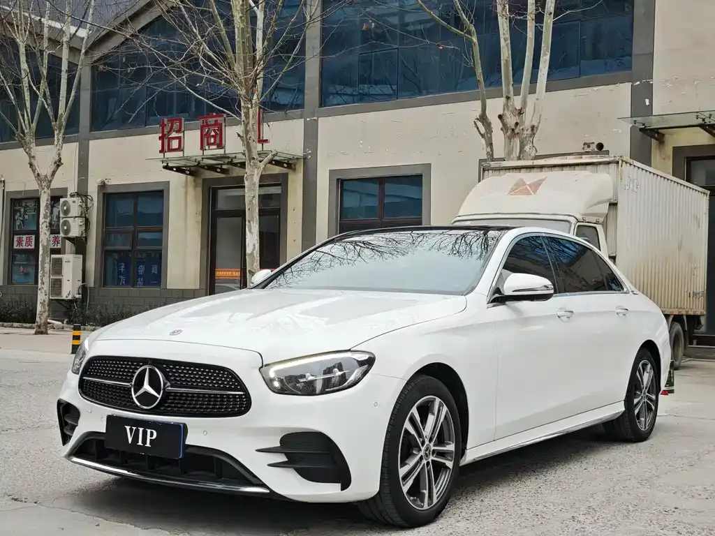 Mercedes-Benz E-Class 2023 из CN, фото 1