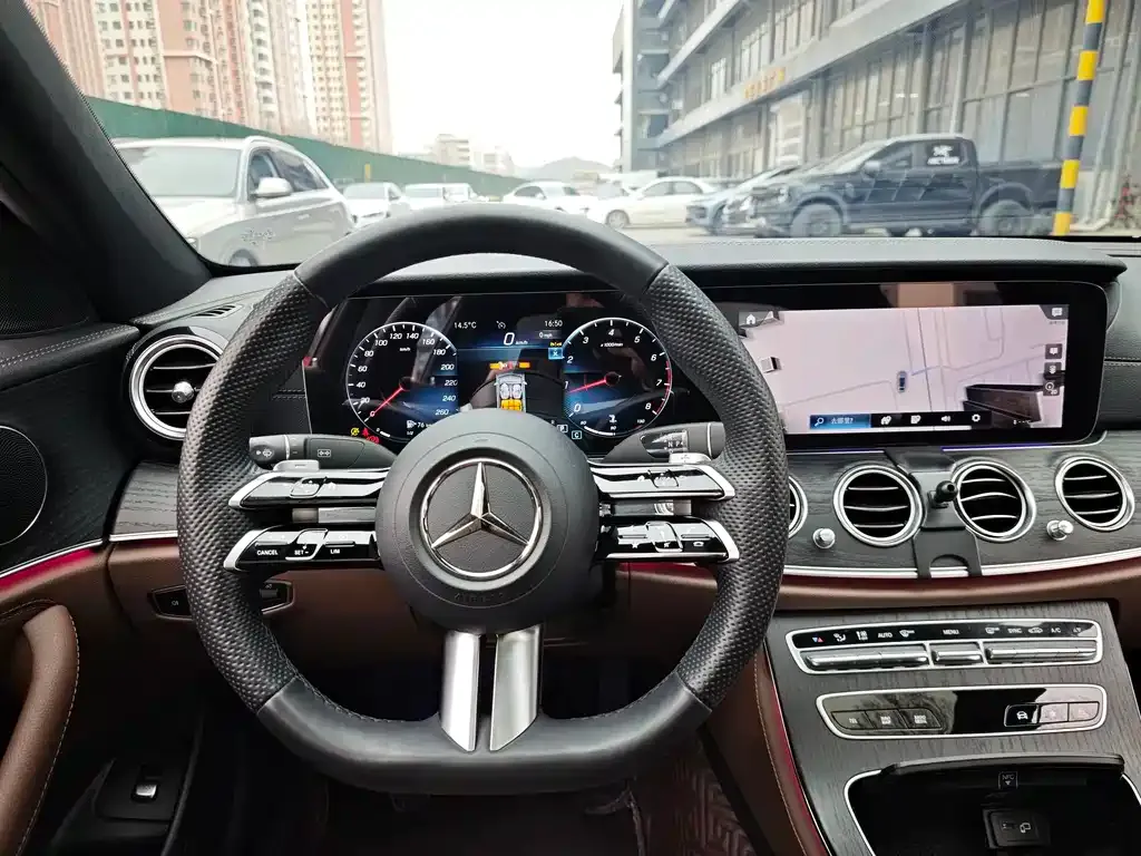 Mercedes-Benz E-Class 2023 из CN, фото 4