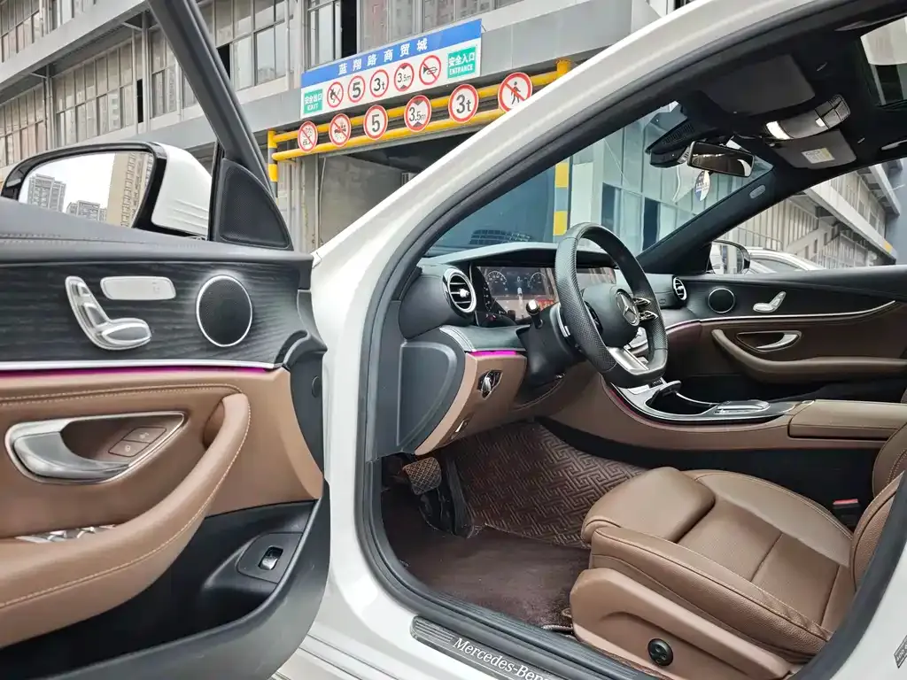 Mercedes-Benz E-Class 2023 из CN, фото 10