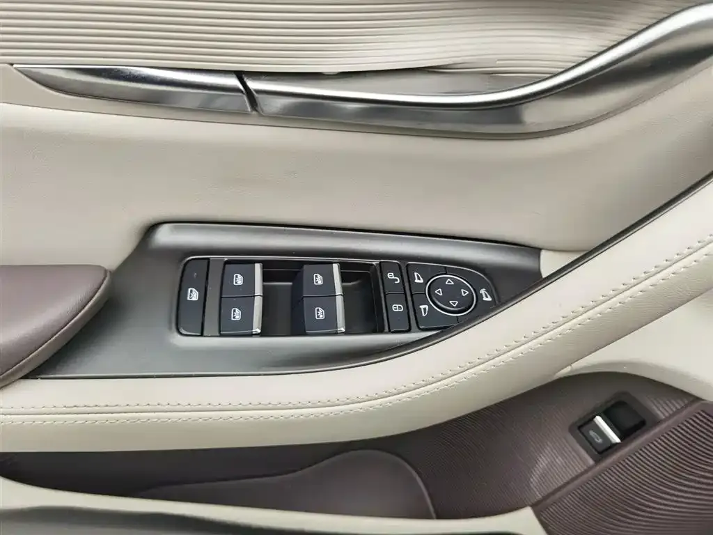 BYD PLUS New Energy — фото 8