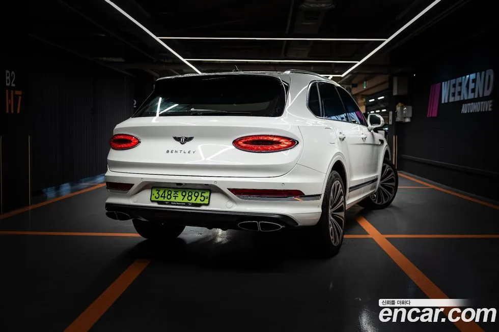 Bentley Bentayga 2023 из KR, фото 2