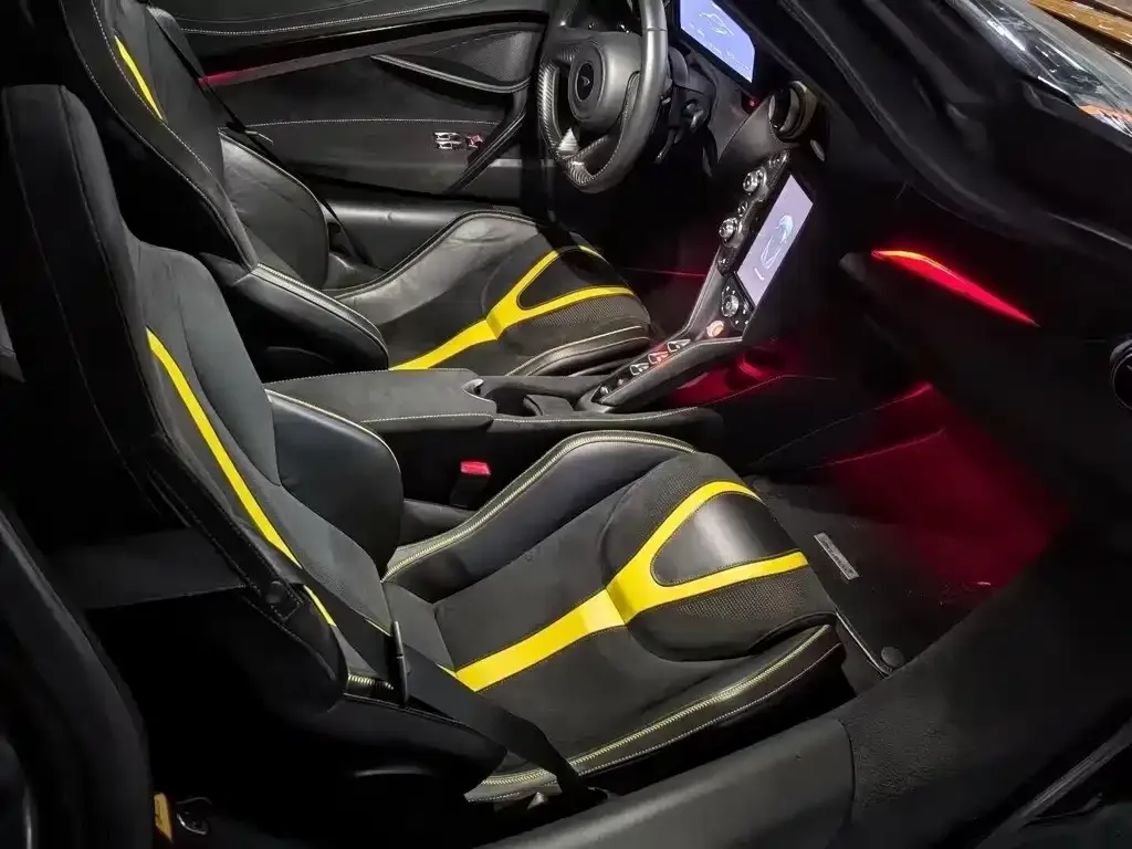 McLaren 720S 2021 из CN, фото 3
