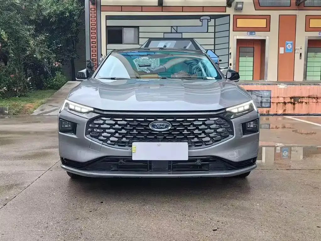 Ford Mondeo 2022 из CN, фото 3