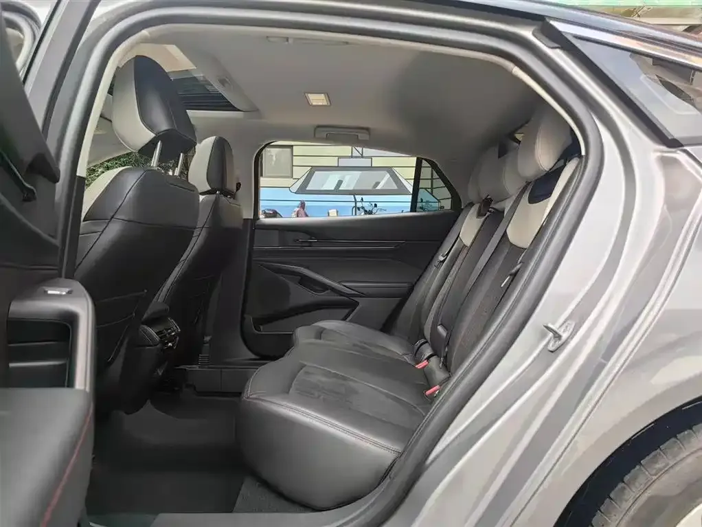 Ford Mondeo 2022 из CN, фото 2
