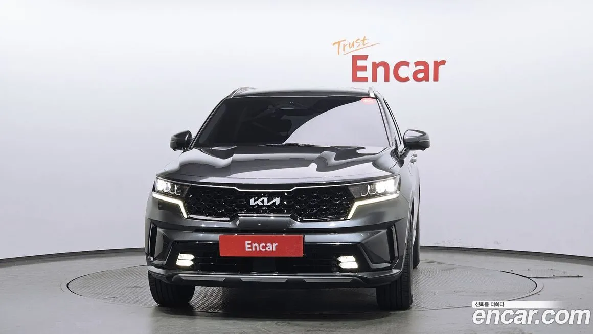 Kia Sorento — фото 6