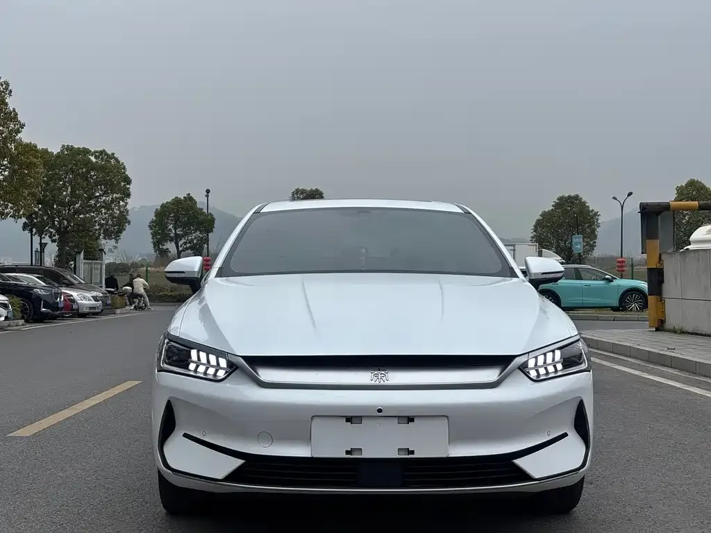 BYD Qin PLUS — фото 4