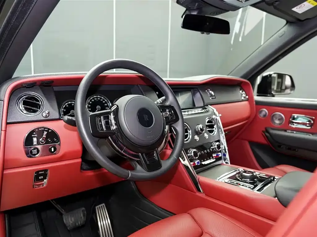Rolls-Royce Cullinan 2022 из CN, фото 4
