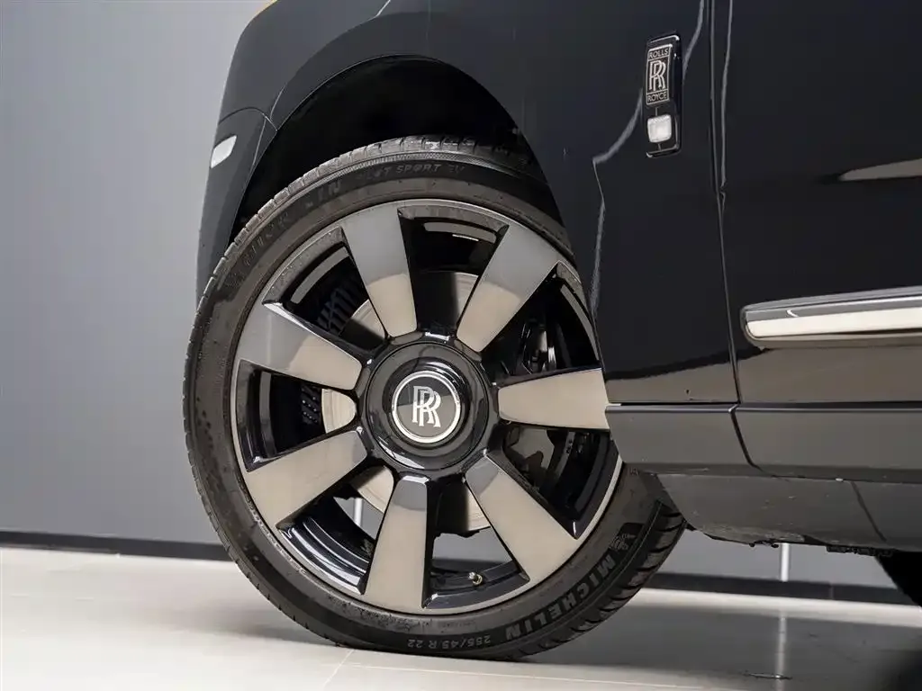 Rolls-Royce Cullinan 2022 из CN, фото 7