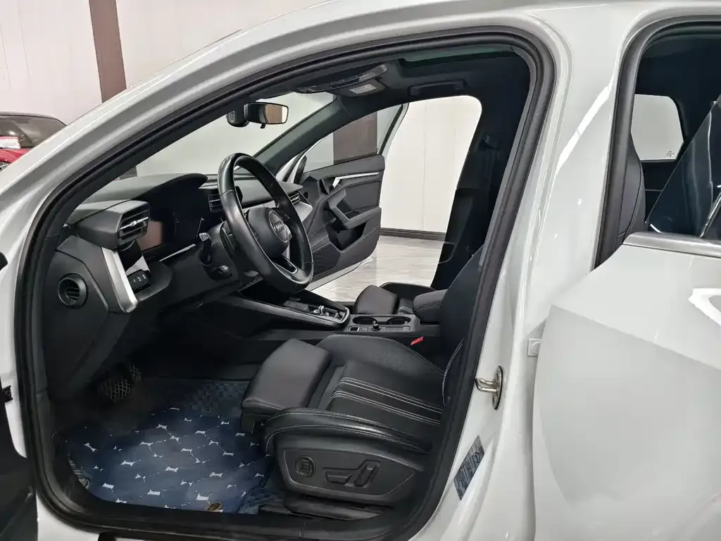 Audi A3 2021 из CN, фото 7