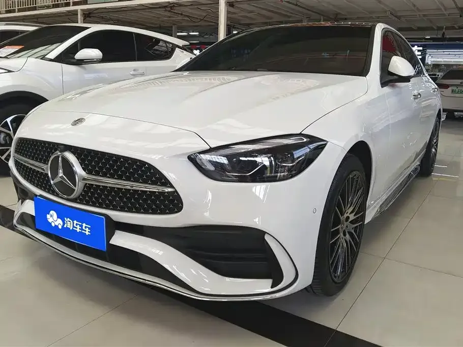 Mercedes-Benz C-Class — фото 1