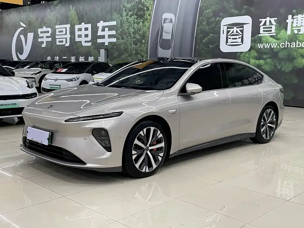 NIO ET7