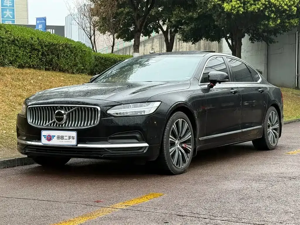 Volvo S90 — фото 1