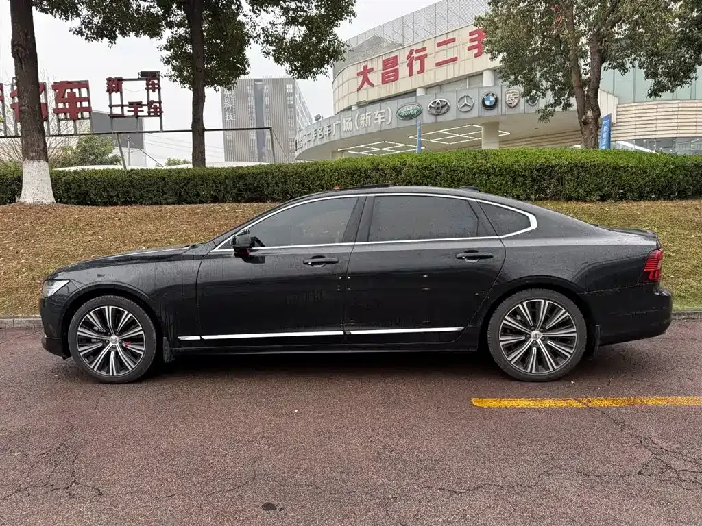 Volvo S90 — фото 7